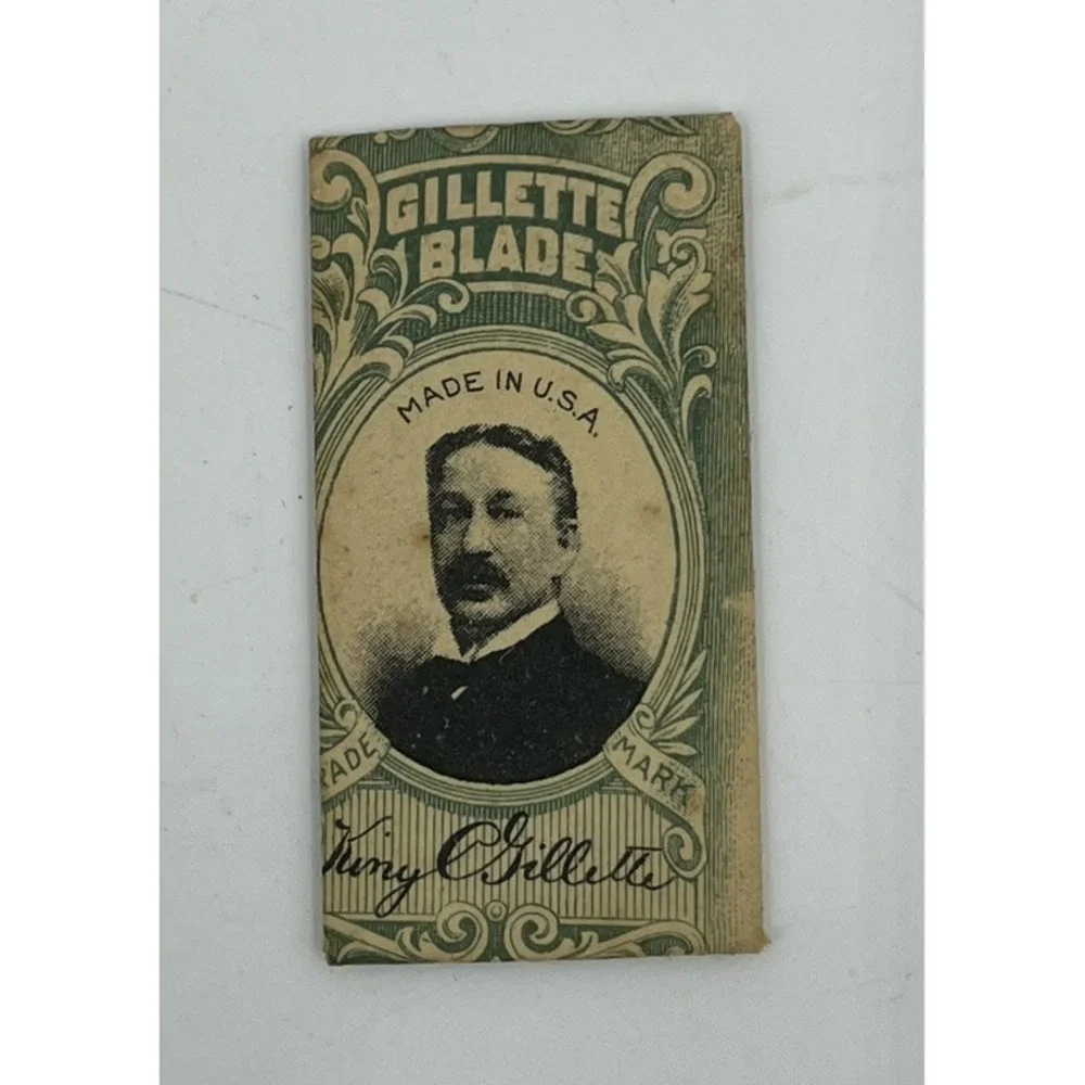 Vintage King Gillette Razor Blades Green Box with One Wrapped Blade